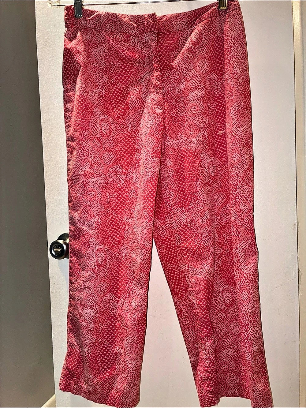 Mossimo Cotton Blend Pink Reptile Print Casual Ankle Pants-Size 10
